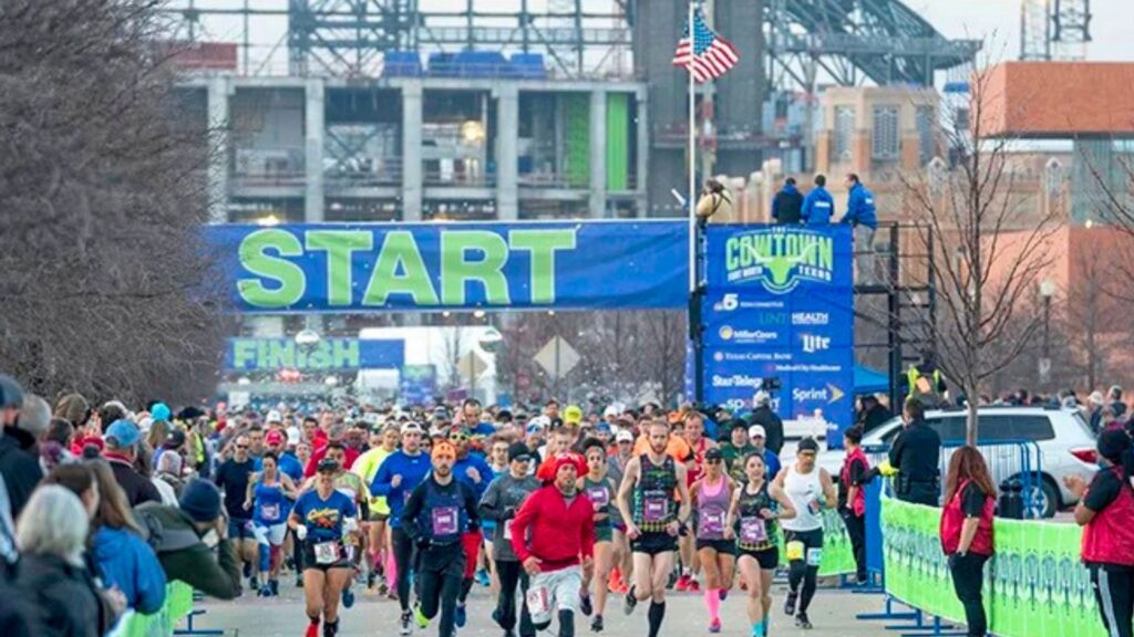 Cowtown Marathon e-Gel official on course energy gel